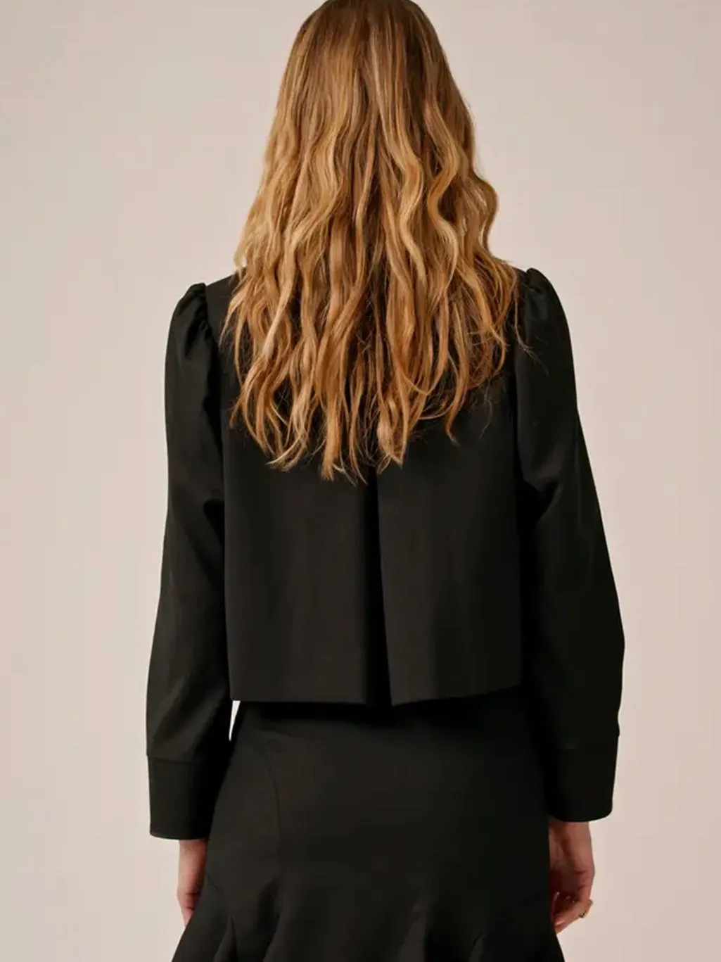 BY TI MO CLASSIQUE CROPPED JACKET BLACK