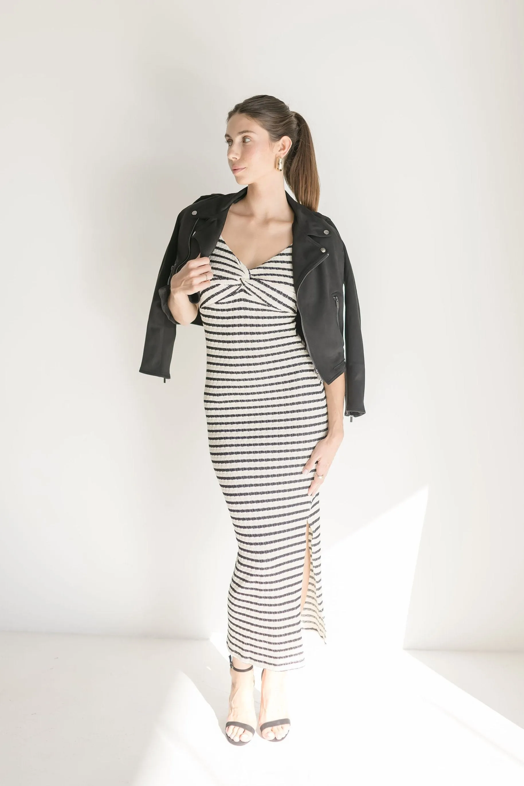 Dawn Short Sleeve Stripe Print Knit Maxi Dress Black