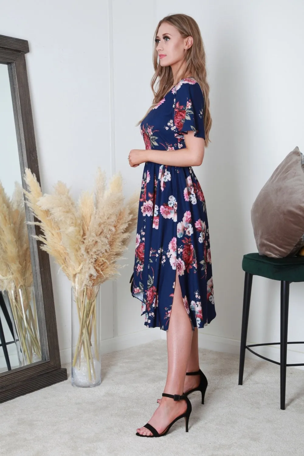 Double Second V-Neck Hanky Hem Pleated Floral Dress