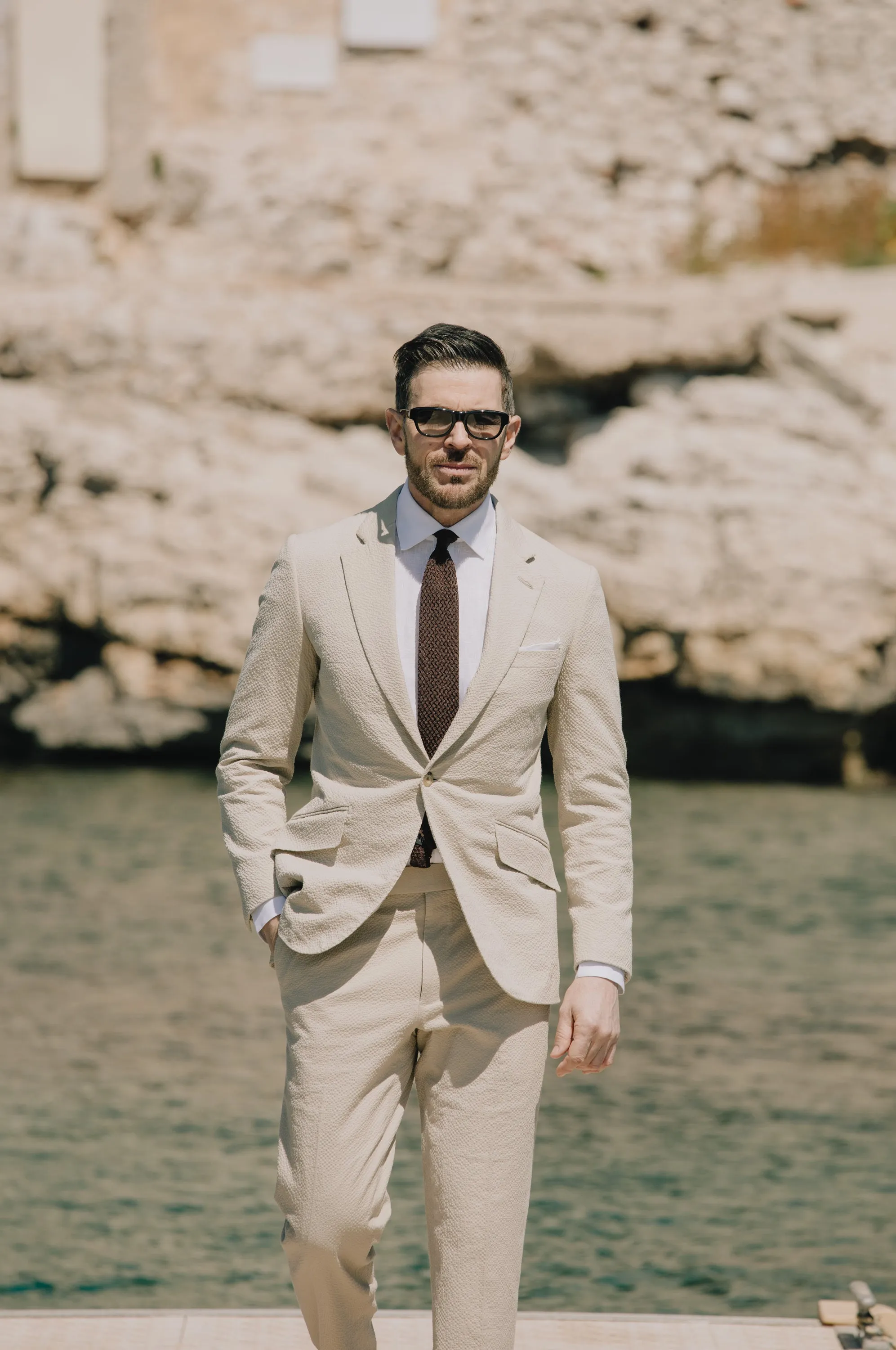 Single Breasted Notch Lapel Suit in Cream Seersucker