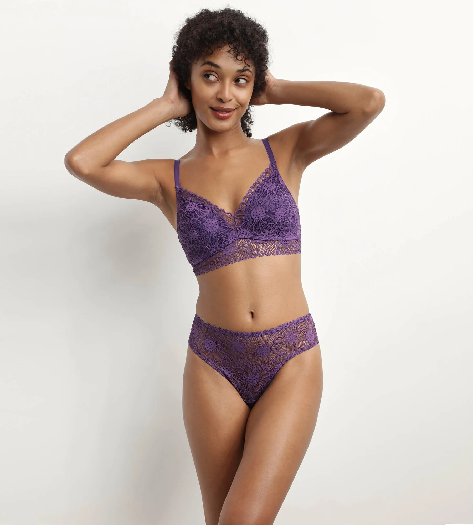 Soutien-gorge triangle paddés en dentelle Violet Fais-Moi Une Fleur